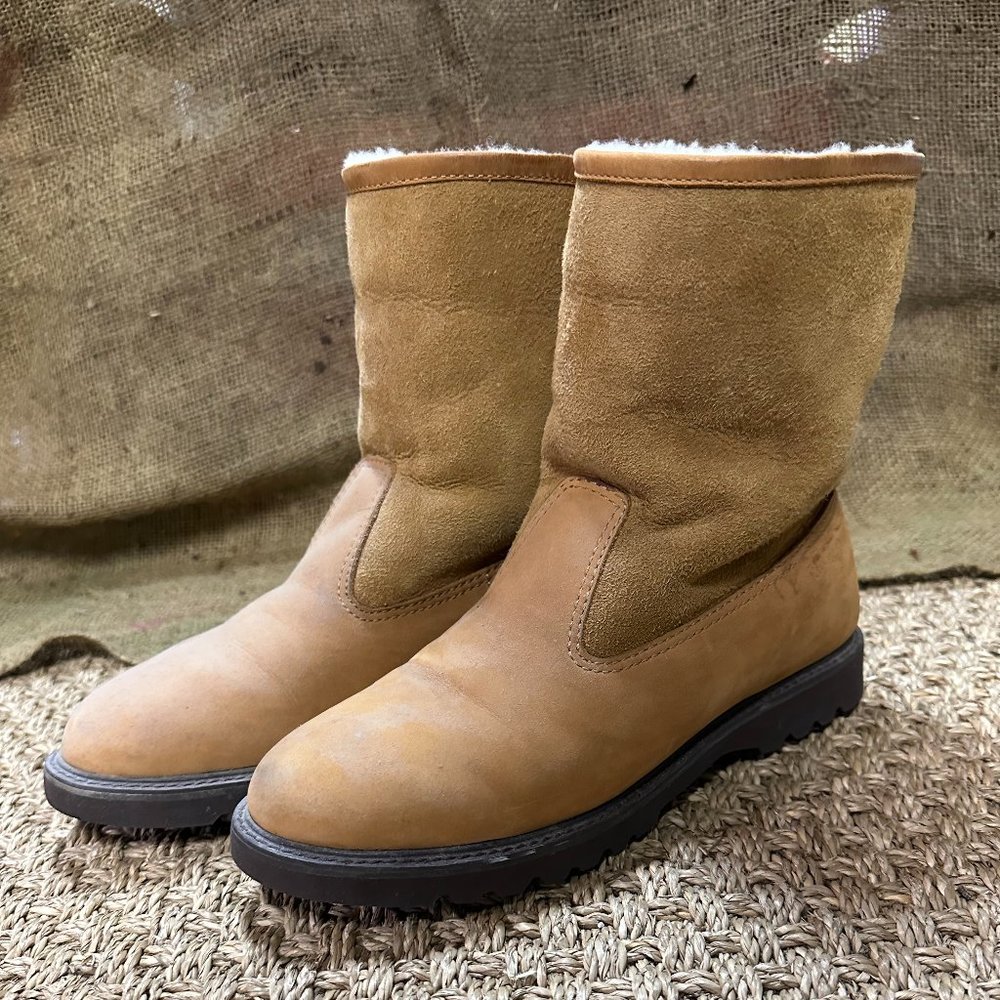 ROCKPORT BOOTS SUEDE LIKE UGGS